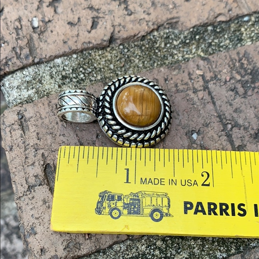 Premier Designs Silver-tone & Tigers Eye Pendant - Picture 10 of 11